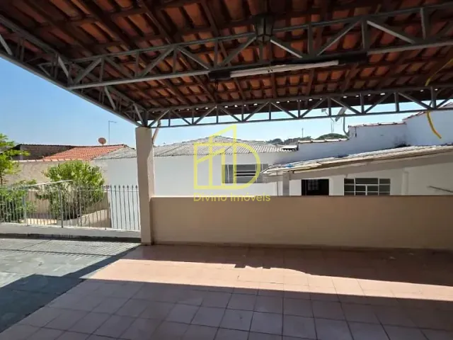 Casa com 250m² 2 quartos e 2 banheiros, à venda ou para alugar, no bairro Jardim Nova Manchester em Sorocaba