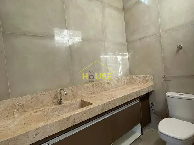 Casa com 250m² 3 quartos e 4 banheiros, à venda, no bairro Jardim Residencial Eulália em Votuporanga