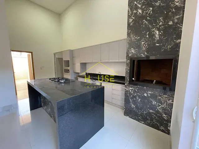 Casa com 250m² 3 quartos e 4 banheiros, à venda, no bairro Jardim Residencial Eulália em Votuporanga