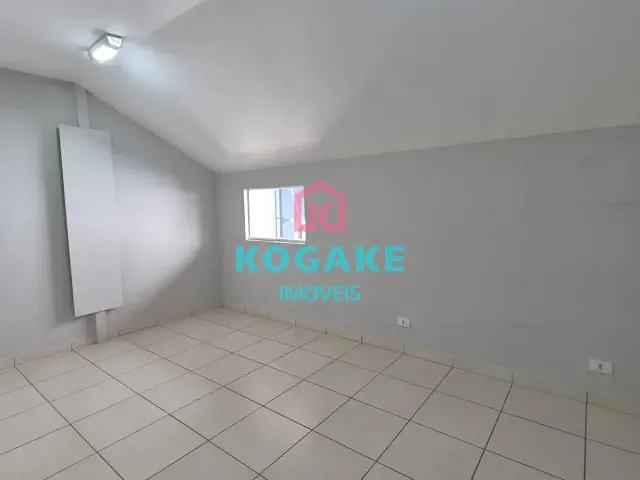 Sobrado com 218m² 5 quartos e 4 banheiros, à venda ou para alugar, no bairro Jardim Apolo em São José dos Campos