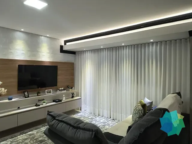 Casa com 1050m² 4 quartos e 3 banheiros, à venda, no bairro Condomínio Fechado Village Haras São Luiz em Salto