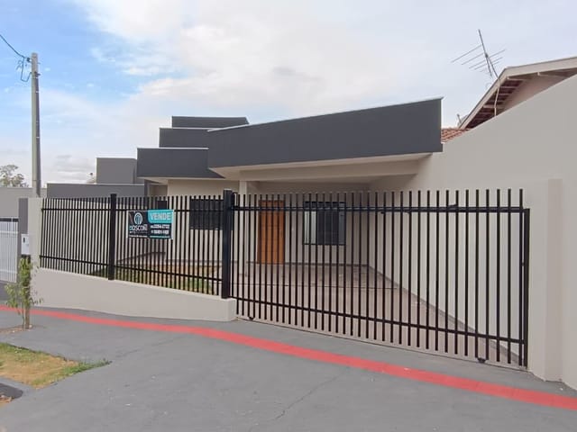 Casa com 162m² 3 quartos e 2 banheiros, à venda, no bairro Jardim Santa Clara em Cambé