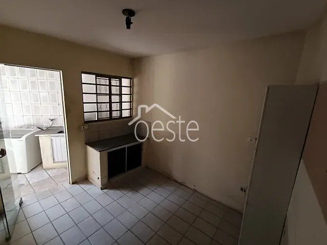 Casa com 100m² 2 quartos e 2 banheiros, para alugar, no bairro Jardim Laudissi em Santa Bárbara D'Oeste