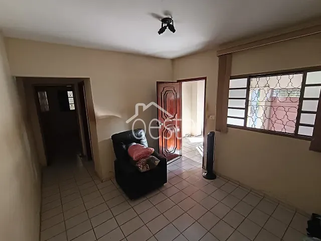 Casa com 100m² 2 quartos e 2 banheiros, para alugar, no bairro Jardim Laudissi em Santa Bárbara D'Oeste