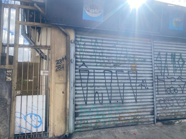 Casa 6 quartos e 6 banheiros, à venda, no bairro Jardim das Flores em São Paulo