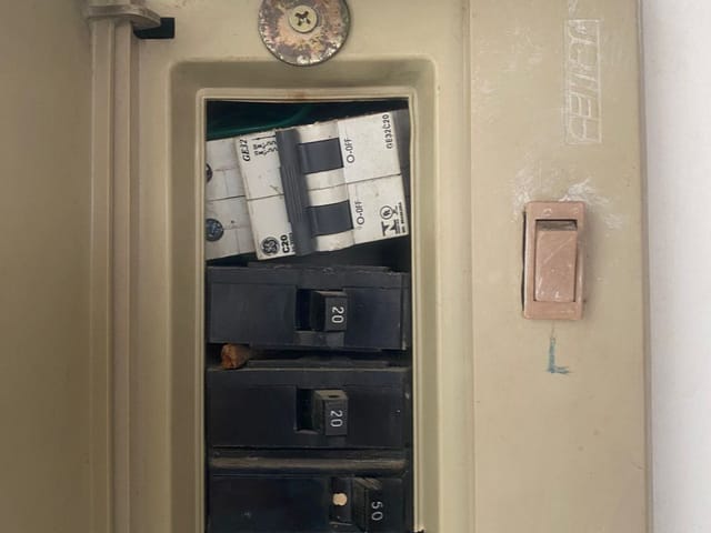 Casa 6 quartos e 6 banheiros, à venda, no bairro Jardim das Flores em São Paulo