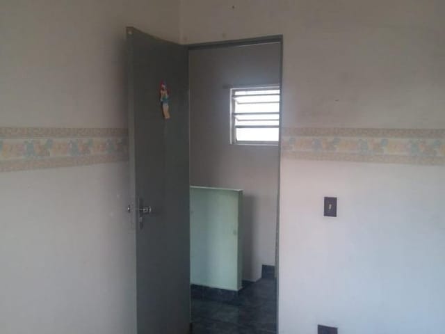 Casa com 95m² 2 quartos e 1 banheiro, à venda, no bairro Metalúrgicos em Osasco