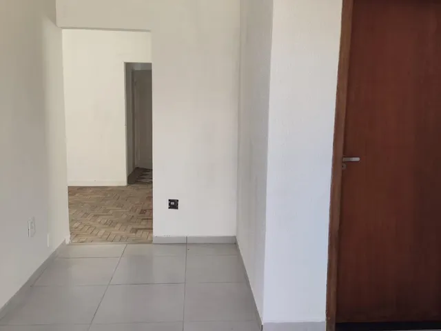 Casa com 300m², para alugar, no bairro Padre Eustáquio em Belo Horizonte