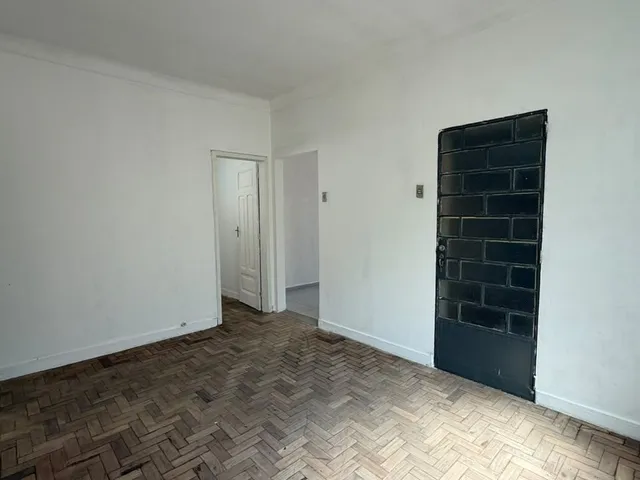 Casa com 300m², para alugar, no bairro Padre Eustáquio em Belo Horizonte