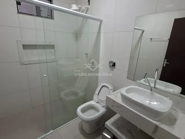 Casa 3 quartos e 2 banheiros, para alugar, no bairro Jardim Paraíso em Sinop