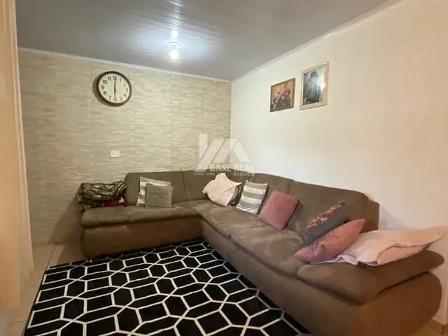 Casa com 275m² 3 quartos e 2 banheiros, à venda, no bairro Neves em Ponta Grossa
