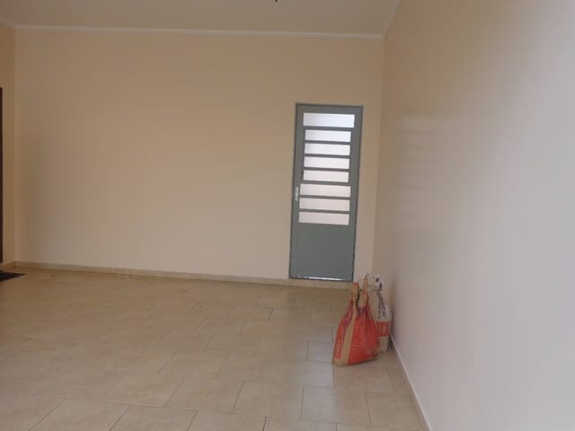 Foto do Casa - CASA para Venda e Locação
VILA MAGALHÃES, GUAXUPÉ
3 dormitórios sendo 1 suíte, 1 sala, 3 banheiros, 2 vagas
SOMENTE LOCAÇÃO COMERCIAL | Guaxupé Imóveis Ltda