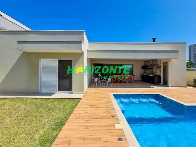 Casa com 602m² 3 quartos e 4 banheiros, à venda, no bairro Urbanova em São José dos Campos