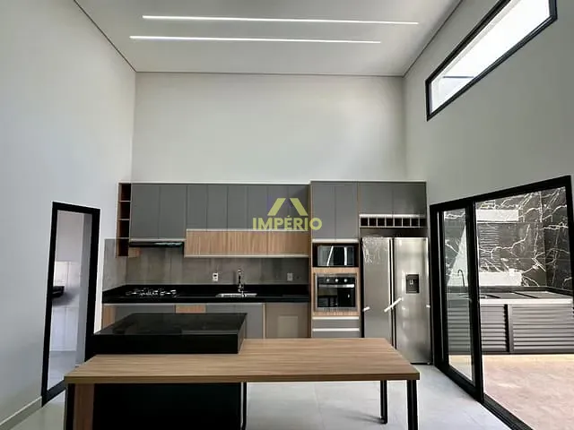 Casa com 175m² 3 quartos e 3 banheiros, à venda, no bairro Village Moutonnée em Salto