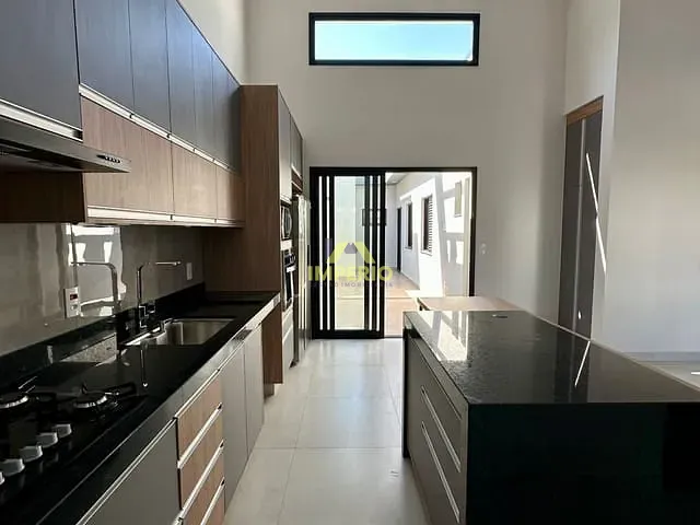 Casa com 175m² 3 quartos e 3 banheiros, à venda, no bairro Village Moutonnée em Salto
