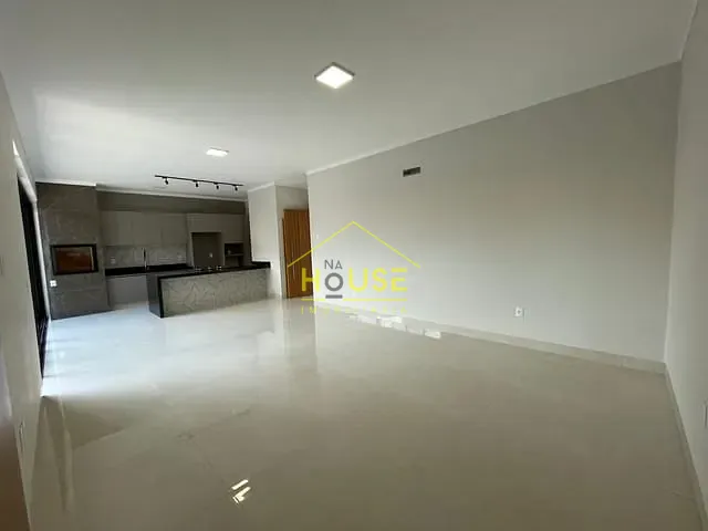 Casa com 229m² 3 quartos e 3 banheiros, à venda, no bairro Jardim Residencial Portal do Sol em Votuporanga