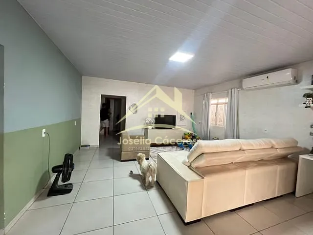 Casa 3 quartos e 3 banheiros, à venda, no bairro Cristo Rei em Várzea Grande