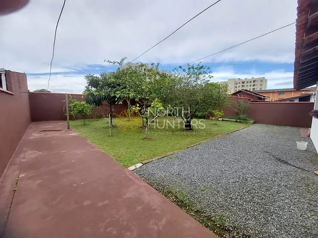 Casa com 350m² 4 quartos e 4 banheiros, à venda, no bairro Floresta em Joinville