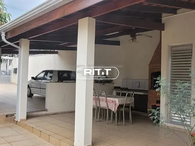 Casa com 300m² 2 quartos e 2 banheiros, à venda, no bairro Jardim Nova Europa em Campinas