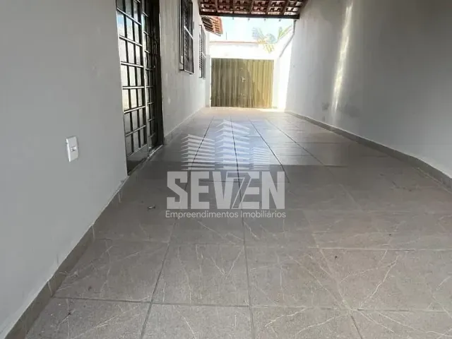Casa com 200m² 2 quartos e 1 banheiro, à venda, no bairro Núcleo Habitacional Mary Dota em Bauru