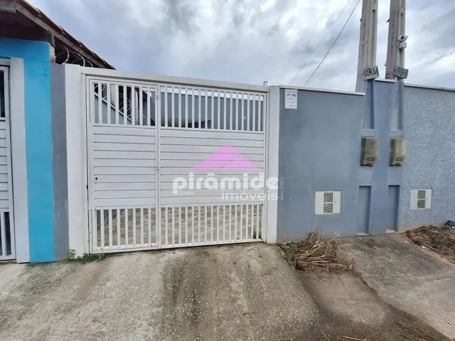 Casa com 80m² 2 quartos e 1 banheiro, para alugar, no bairro Golfinhos em Caraguatatuba