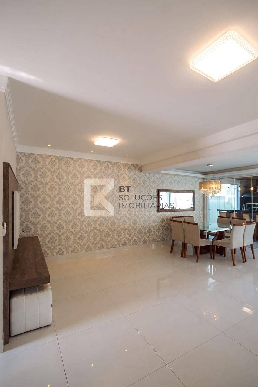 Casa, 3 quartos, 180 m² - Foto 3