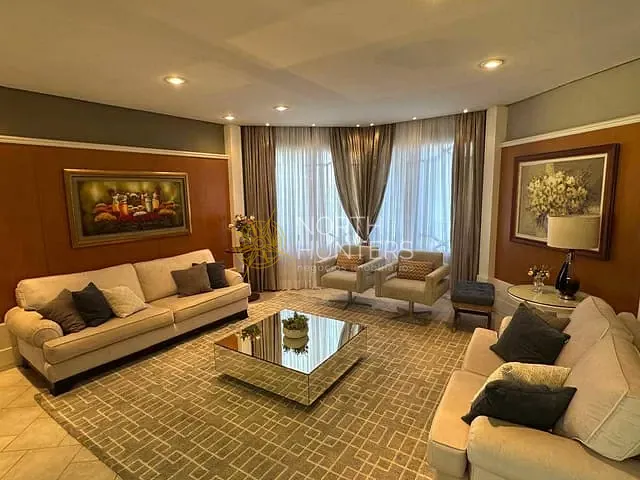 Casa com 400m² 5 quartos e 6 banheiros, para alugar, no bairro Jurerê Internacional em Florianópolis