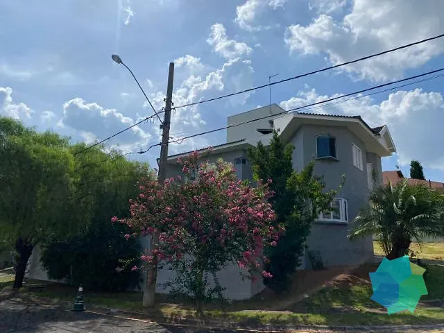 Casa com 342m² 6 quartos e 4 banheiros, à venda ou para alugar, no bairro Jardim Portal de Itaici em Indaiatuba