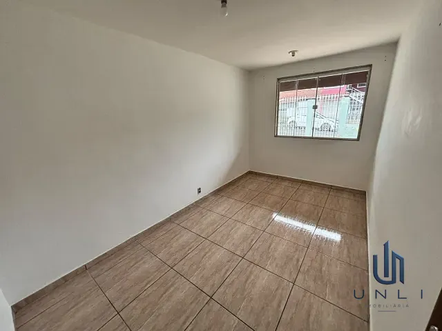 Casa 2 quartos e 1 banheiro, à venda, no bairro Vila Rica em Volta Redonda