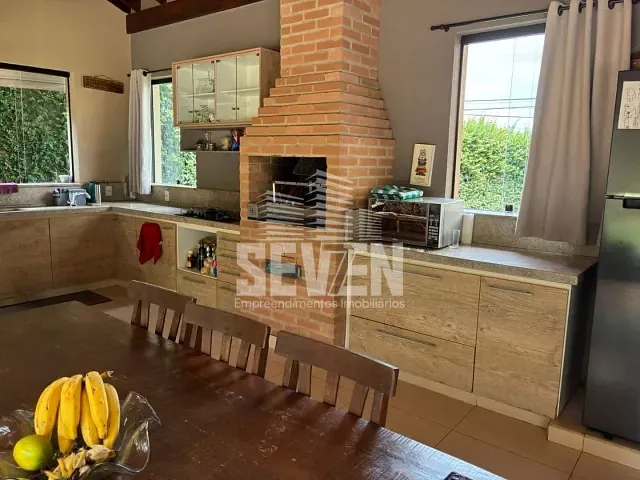 Casa com 500m² 5 quartos e 5 banheiros, à venda, no bairro Vila Aeroporto Bauru em Bauru