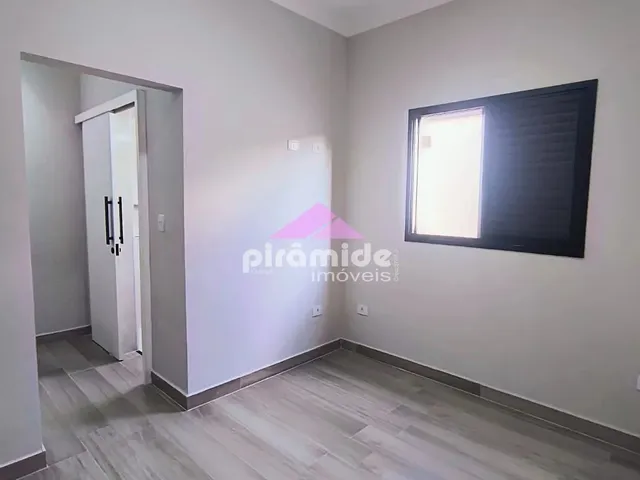 Casa com 10m² 3 quartos e 2 banheiros, à venda, no bairro Residencial Alta Vista 2 em Caçapava