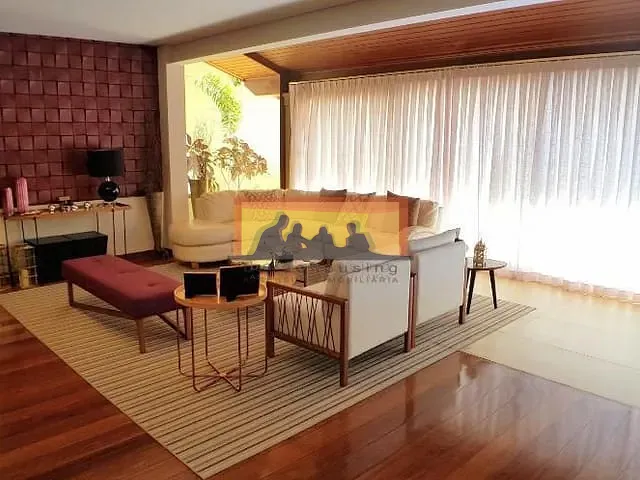 Casa com 815m² 3 quartos e 2 banheiros, à venda, no bairro Cidade Universitária em Campinas