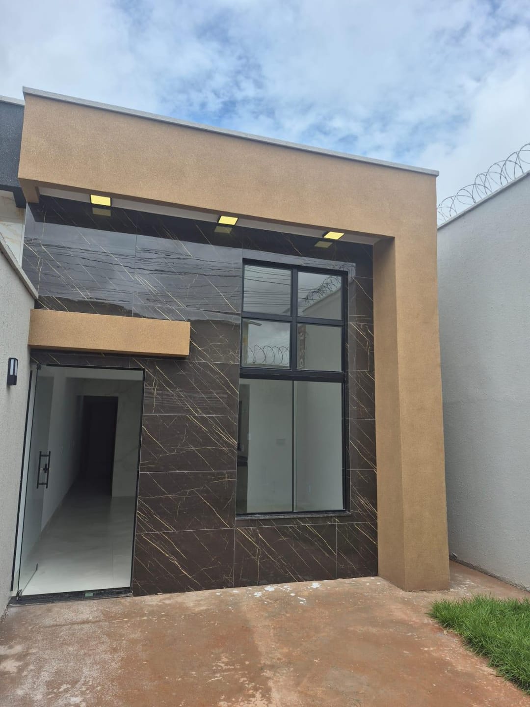 Casa, 2 quartos, 105 m² - Foto 1