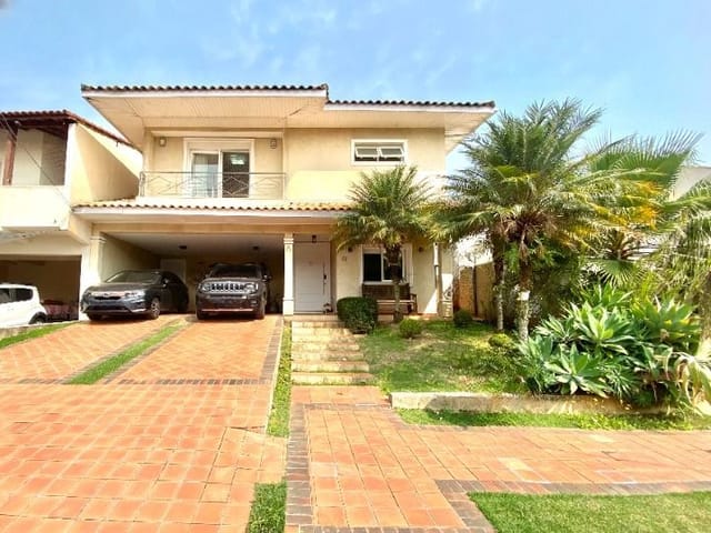 Casa com 340m² 4 quartos e 4 banheiros, à venda, no bairro Urbanova em São José dos Campos