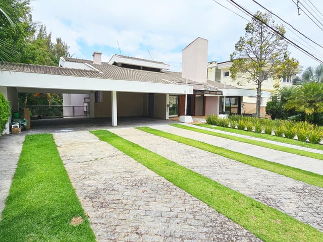 Foto do Casa - Casa para locação, 4 suítes, piscina, sauna, 8 vagas -  Alphaville, Santana de Parnaíba, SP | Ilira imóveis