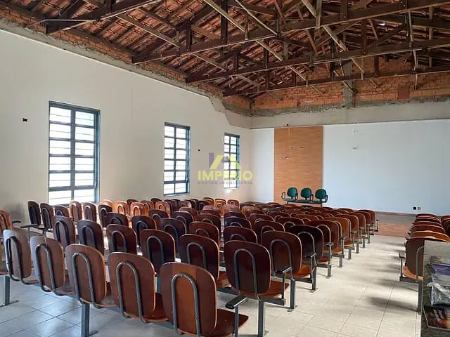 Casa com 418m², à venda, no bairro Jardim Villela em Salto