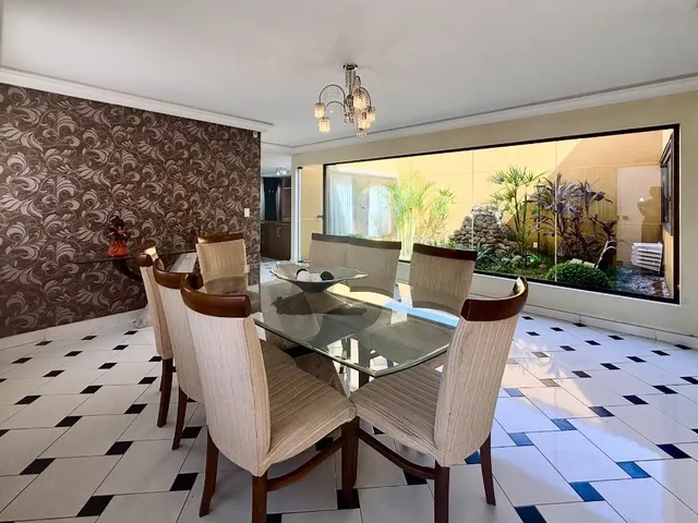 Casa com 654m² 3 quartos e 3 banheiros, à venda, no bairro Santa Felicidade em Curitiba