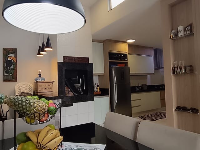 Casa com 163m² 3 quartos e 2 banheiros, à venda, no bairro Jardim Taroba em Cambé