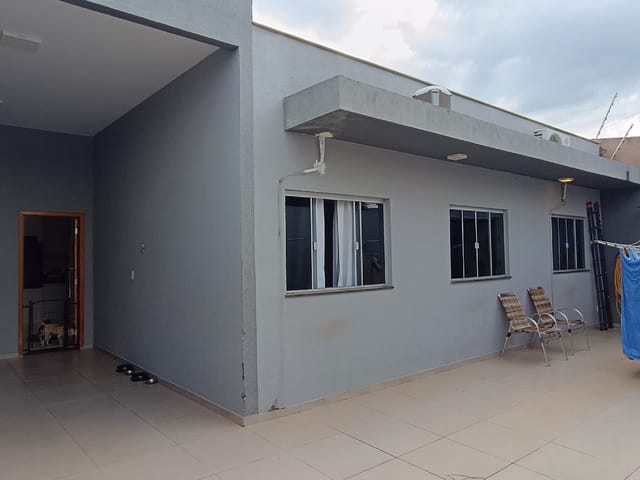 Casa com 163m² 3 quartos e 2 banheiros, à venda, no bairro Jardim Taroba em Cambé