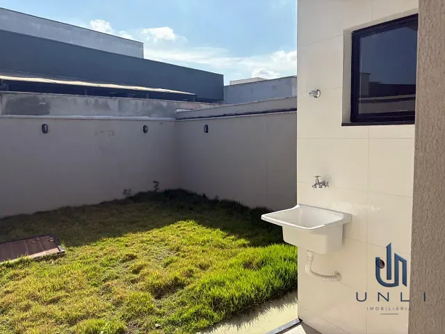 Casa 2 quartos e 2 banheiros, à venda, no bairro Varjão vale dos ipes em Pinheiral