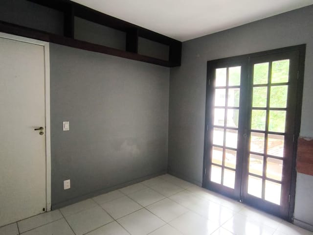 Foto do Casa - Casa 3 quartos para locação, Piratininga, Niterói, RJ | SelfSpin