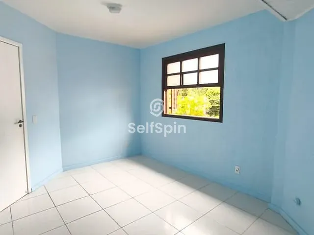 Casa 3 quartos e 3 banheiros, para alugar, no bairro Badu em Niterói