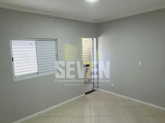 Casa com 250m² 4 quartos e 3 banheiros, à venda, no bairro Núcleo Eldorado em Bauru