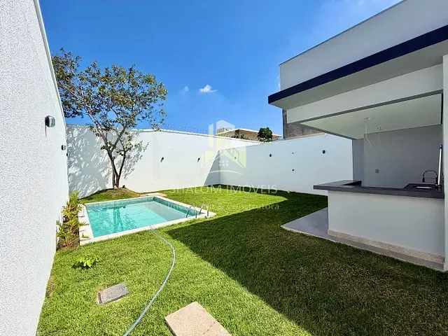 Casa com 500m² 4 quartos e 4 banheiros, à venda, no bairro Trevo em Belo Horizonte