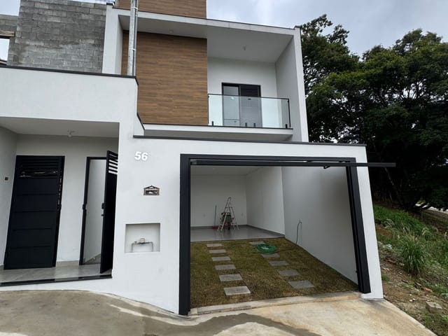 Casa com 150m² 3 quartos e 1 banheiro, à venda, no bairro Extremaville em Extrema