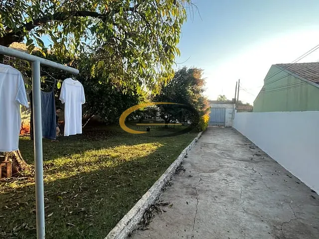 Casa com 304m² 2 quartos e 1 banheiro, à venda, no bairro Paulista em Londrina