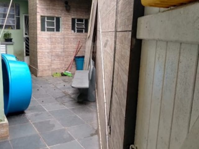 Casa com 395m², à venda, no bairro Quarteirão Brasileiro em Petrópolis