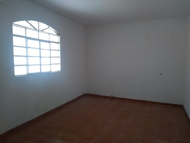 Casa com 200m² 3 quartos e 1 banheiro, à venda, no bairro Conjunto Habitacional Parque Itajaí em Campinas
