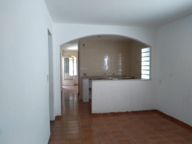 Casa com 200m² 3 quartos e 1 banheiro, à venda, no bairro Conjunto Habitacional Parque Itajaí em Campinas
