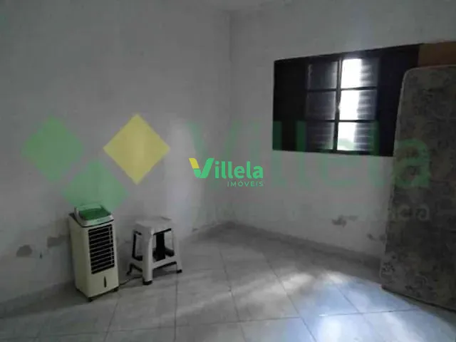 Casa 2 quartos e 1 banheiro, à venda, no bairro Jardim Piatã A em Mogi das Cruzes